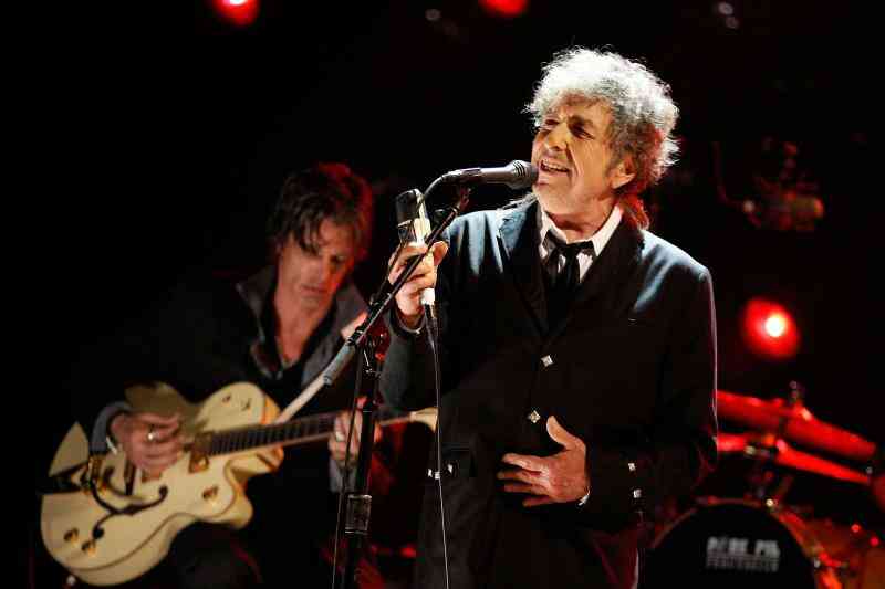 Как петь, как Боб Дилан