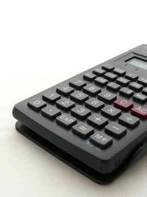 Как рассчитать стоимость собственного капитала ___ долг