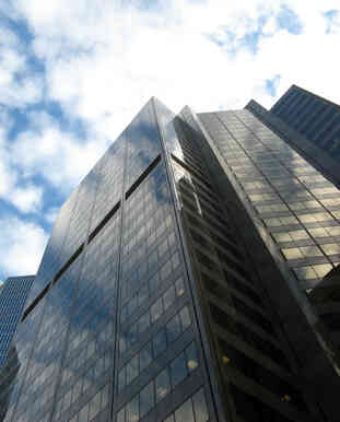 Каковы преимущества консолидации и централизации?