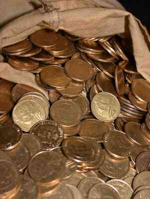 Андеррайтинг Акций Против. Долг