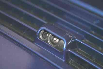 Как заменить стеклоочиститель ветрового стекла трубопровод