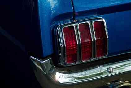 Как установить мотор Крепления в 1965 Форд Мустанг