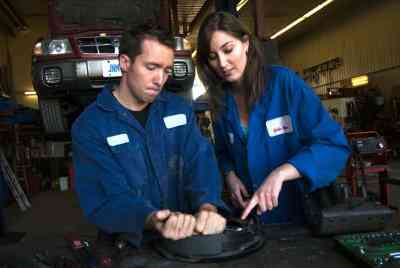 Как зарядить кондиционер на 1999 Хонда Аккорд