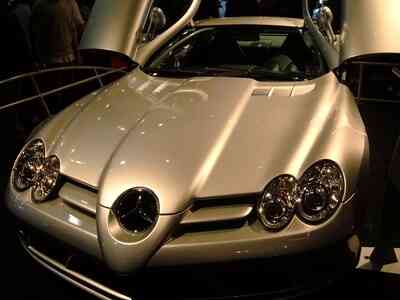 Как скрыть царапины на Вашем автомобиле