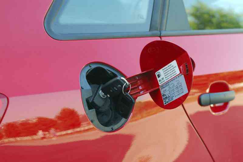 Как слить бензин из автомобиля