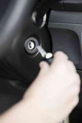 Как исправить Форд зажигания на Форд Эскорт