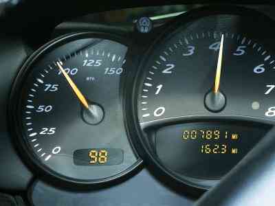 Как заменить лампочку одометра на Хендай акцент