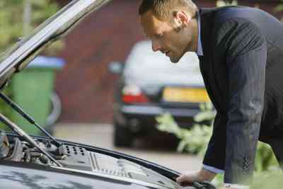 Как заклеить Треснувший впускной коллектор на Гранд Маркиз