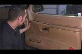 Замена бокового зеркала на 1996 Форд Эксплорер: скрытые винты